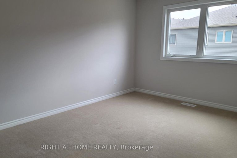 28714089/713-perseus-avenue/half-moon-bay/ottawa/ontario/K2J3V5_24