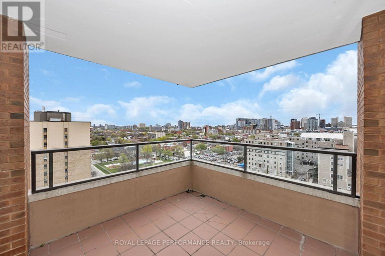 28410247/1204-40-boteler-street/lower-townbyward-market/ottawa/ontario/K1N9C8_12