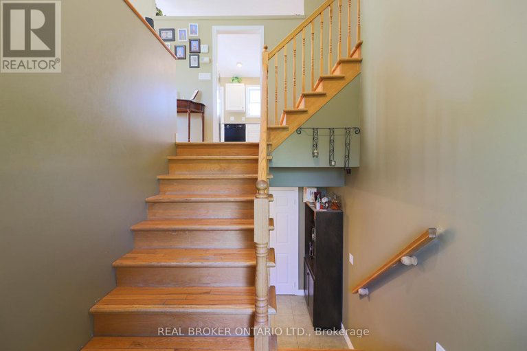 28906806/988-county-44-road/north-grenville-twp-kemptville-south/north-grenville/ontario/K0G1T0_20