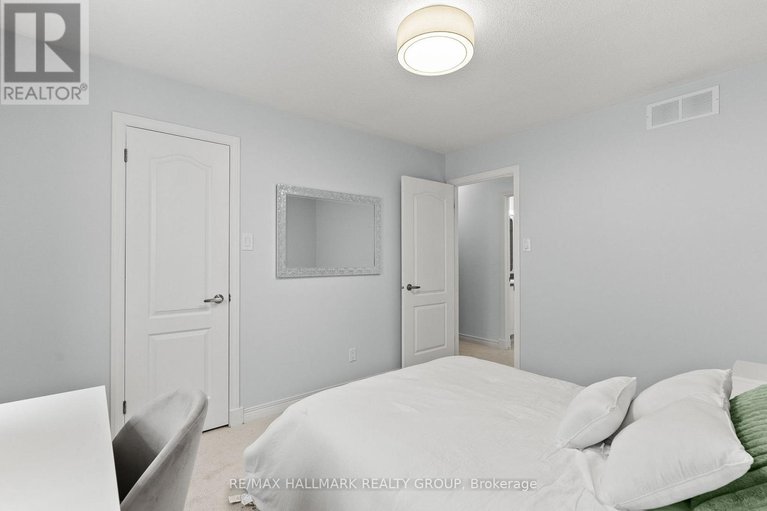 29244730/9-new-deighton-crescent/barrhaven-east/ottawa/ontario/K2G6H7_37