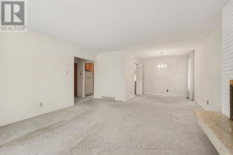 29636247/13-beaumaris-drive/bruce-farmgraham-parkqualicumbellands/ottawa/ontario/K2H7K1_8