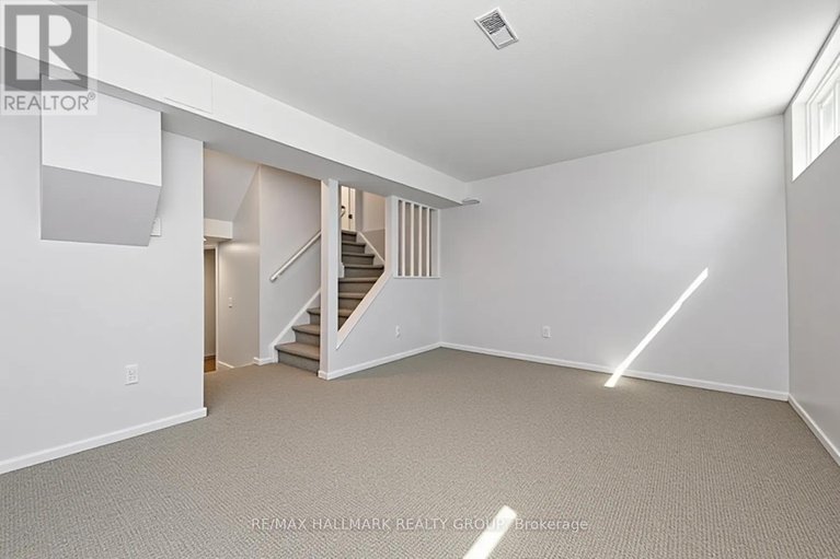 29684992/6382-st-louis-drive/hiawatha-parkconvent-glen/ottawa/ontario/K1C2Y1_31
