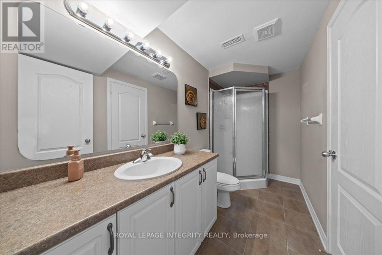 29347644/148-rodeo-drive/longfields/ottawa/ontario/K2J5K7_32