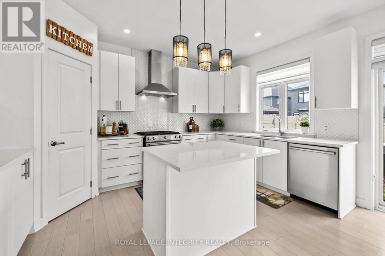 29186470/50-angel-heights/stittsville-south/ottawa/ontario/K2S2N4_16