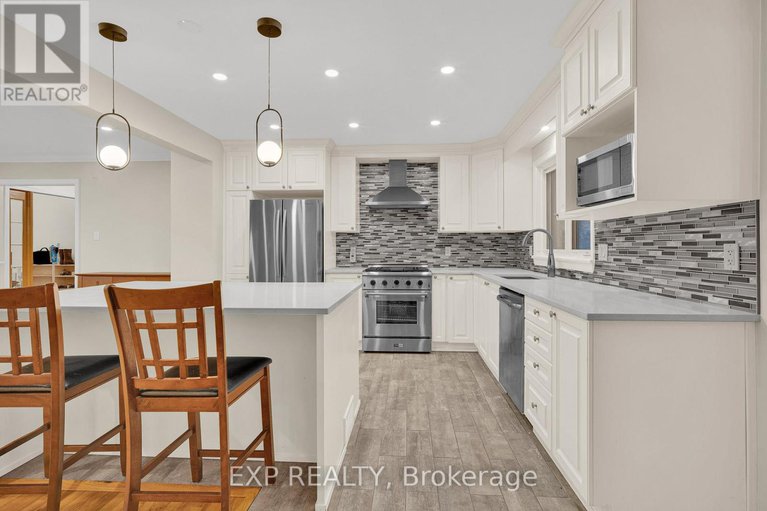 29257796/661-blair-road/rothwell-heights/ottawa/ontario/K1J7M4_18