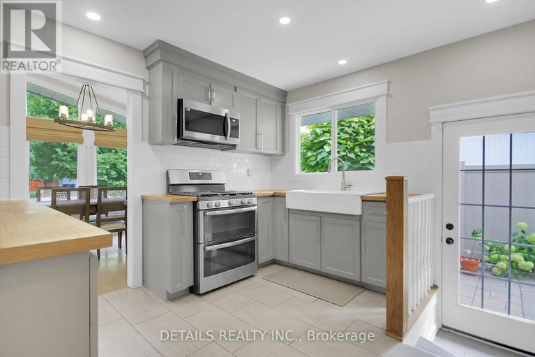 28807971/10-aberfeldy-street/arbeatha-park/ottawa/ontario/K2H6H5_10