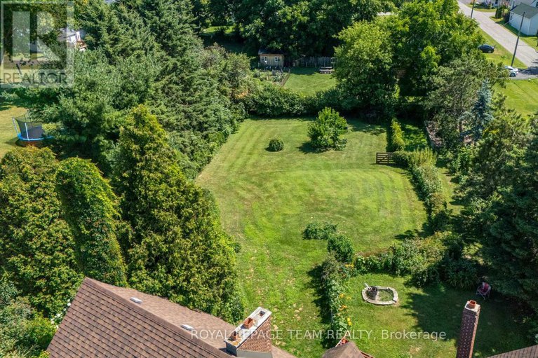 28634702/5687-cherry-street/south-dundas-williamsburgh-twp/south-dundas/ontario/K0C1X0_8