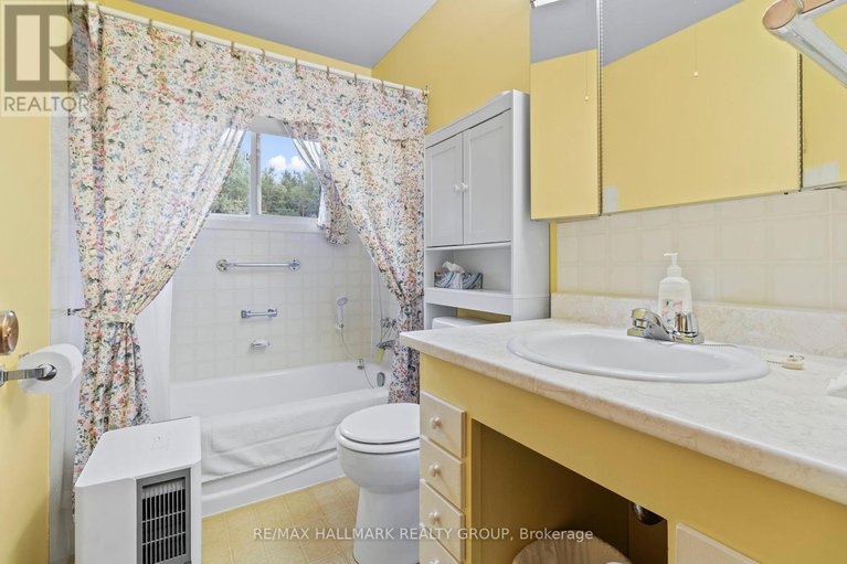 28791608/5542-algonquin-road/augusta-twp/augusta/ontario/K0E1T0_37