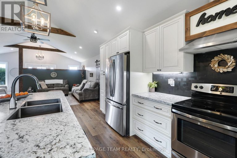 28911703/10527-kirker-road/south-dundas-matilda-twp/south-dundas/ontario/K0E1C0_13