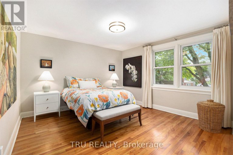 28633554/36-bullock-avenue-ne/ottawa-east/ottawa/ontario/K1S1H1_15