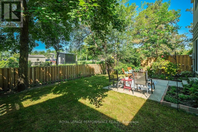 29468633/42-compata-way/blackburn-hamlet-south/ottawa/ontario/K1B4W9_33
