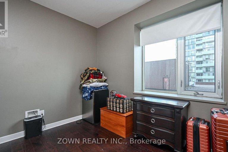 28828157/807-201-parkdale-avenue/mechanicsville/ottawa/ontario/K1Y1E8_37