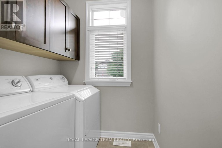 28532592/142-west-ridge-drive/stittsville-central/ottawa/ontario/K2S2H3_23