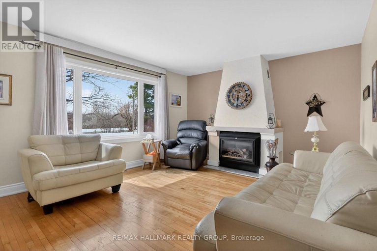 29518198/4366-innes-road/ottawa/ontario/K4A3W3_5