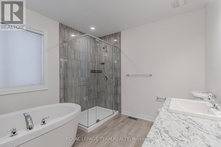 29446143/608-enclave-lane/town-of-rockland/clarence-rockland/ontario/K4K0M8_70