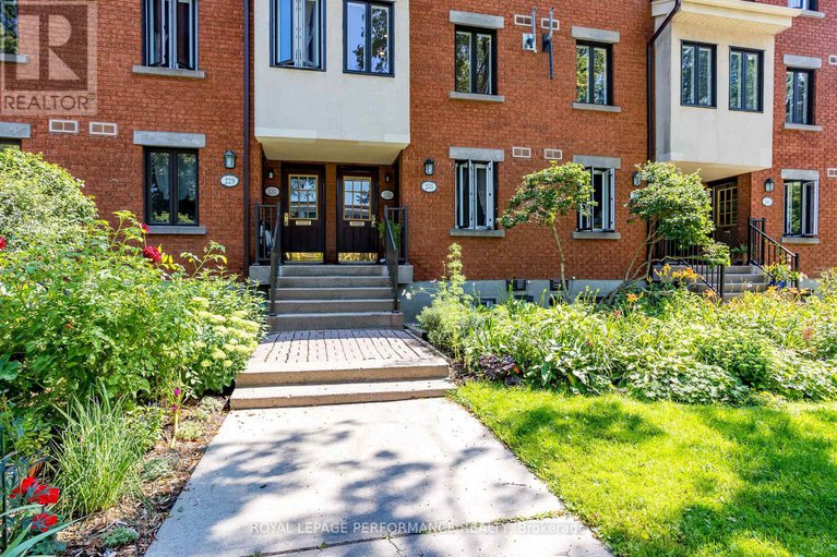 28358632/233-mart-circle/manor-park/ottawa/ontario/K1K4K2_3