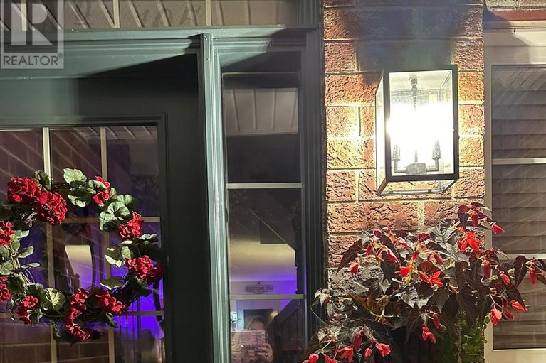 29653715/105-destiny-private/fallingbrookgardenway-south/ottawa/ontario/K4A0K6_41