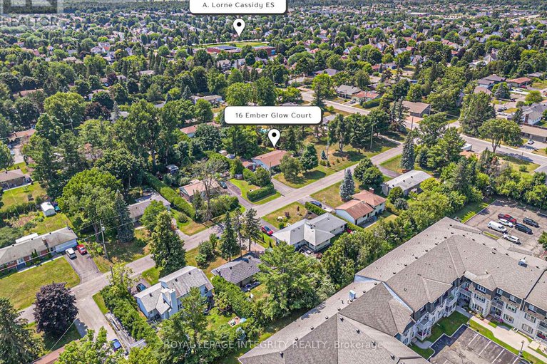 28620612/16-ember-glow-court/stittsville-central/ottawa/ontario/K2S1C3_42