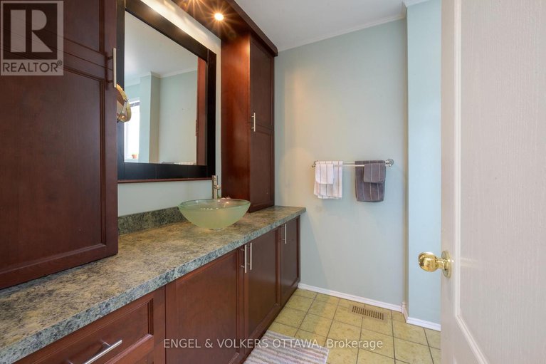 28821513/6258-richmond-road/south-of-fallowfield-road/ottawa/ontario/K0A2Z0_10