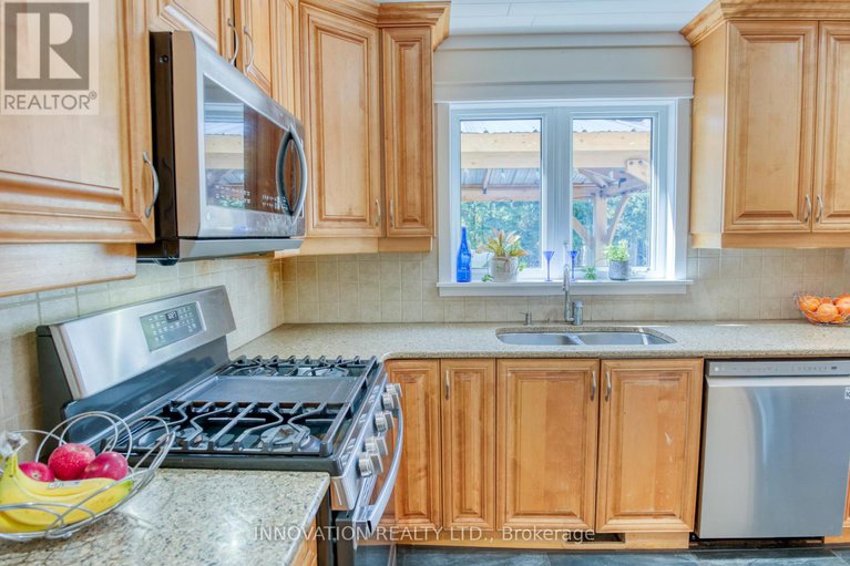 28824101/14-etta-street/stittsville-south/ottawa/ontario/K2S1X5_23