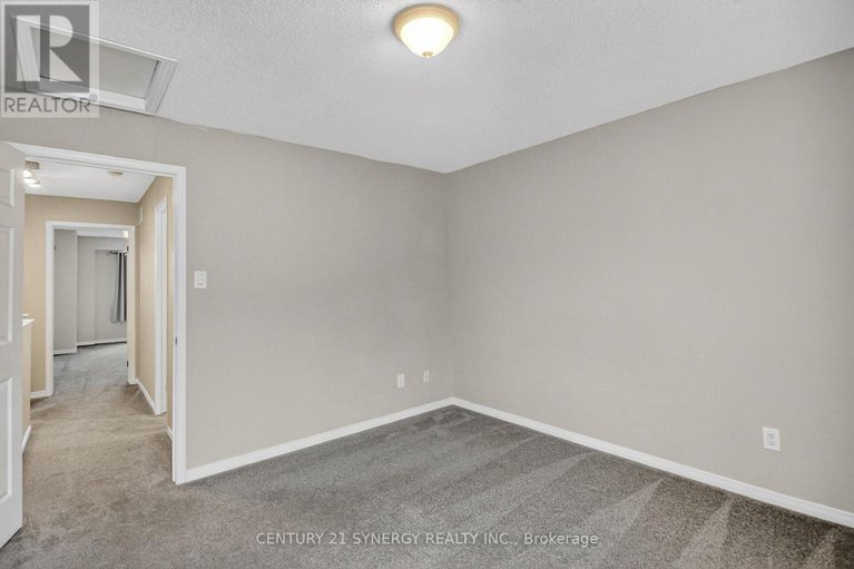 29074489/21-scout-street/central-park/ottawa/ontario/K2C4B9_34