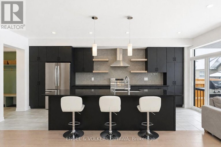 29583763/306-oakmont-drive/north-grenville-twp-kemptville-south/north-grenville/ontario/K0G1J0_6