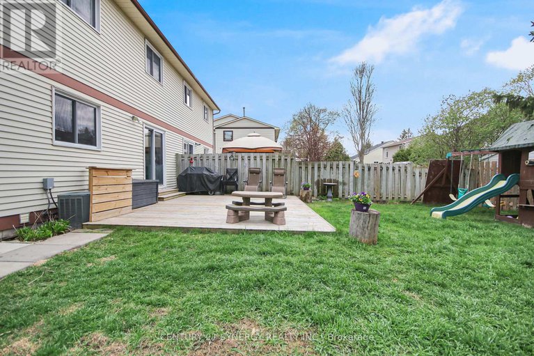 28283837/19-seabrooke-drive/glencairnhazeldean/ottawa/ontario/K2L2H8_40
