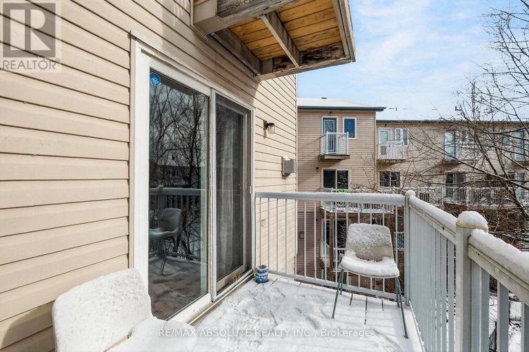 29681192/117-tall-pines-private/leslie-park/ottawa/ontario/K2H1H1_16
