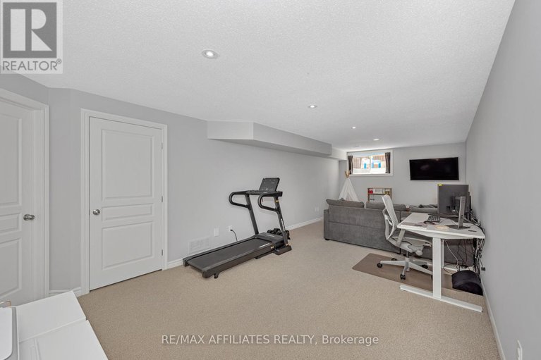 28568493/153-mattingly-way/riverside-southgloucester-glen/ottawa/ontario/K4M0C5_28