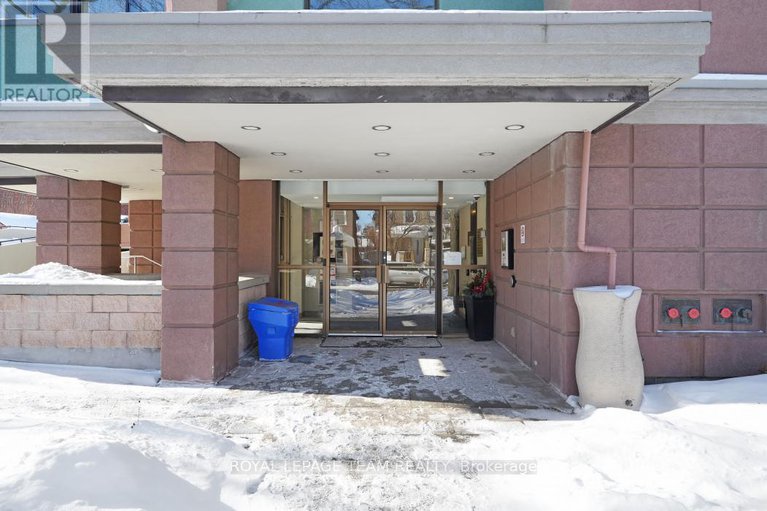 29283470/1004-40-arthur-street-e/west-centre-town/ottawa/ontario/K1R7T5_4