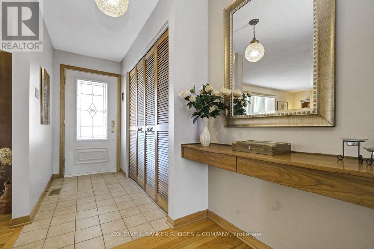 29319583/1550-northdale-street/pineview/ottawa/ontario/K1B4G8_5