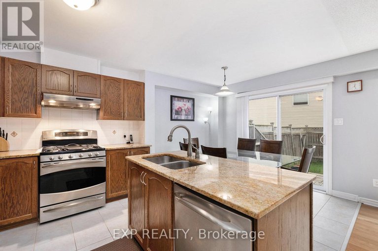 28543377/211-leamington-way/strandherd/ottawa/ontario/K2J3T4_11