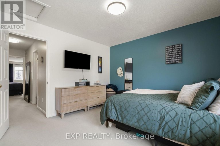 29664785/321-wiffen-private/westcliffe-estates/ottawa/ontario/K2H1G3_28