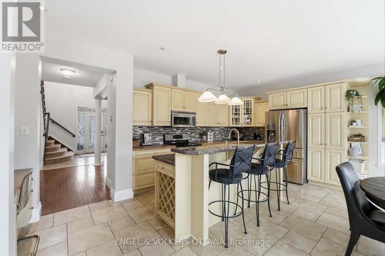 29566261/31-leatherwood-crescent/stonebridge/ottawa/ontario/K2J4X9_17