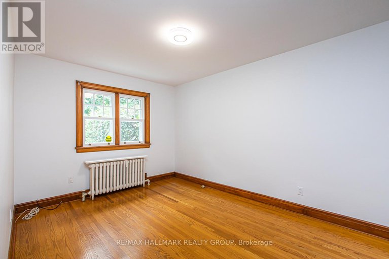 28495386/150-ruskin-street/civic-hospital/ottawa/ontario/K1Y4C1_13