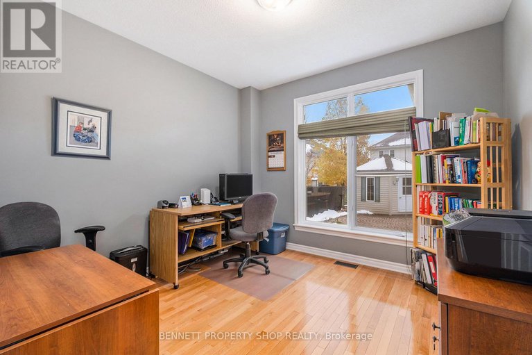 29111121/578-devonwood-circle/blossom-parkkemp-parkfindlay-creek/ottawa/ontario/K1T4E6_18