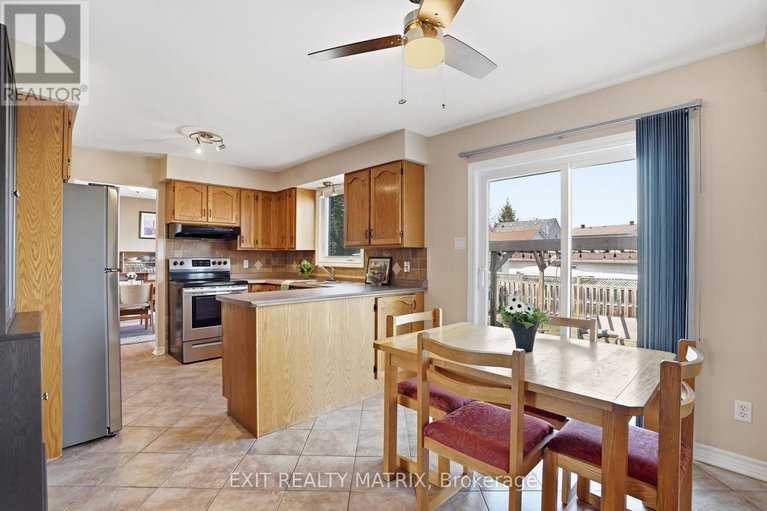 29608053/144-centenaire-street/embrun/russell/ontario/K0A1W0_16