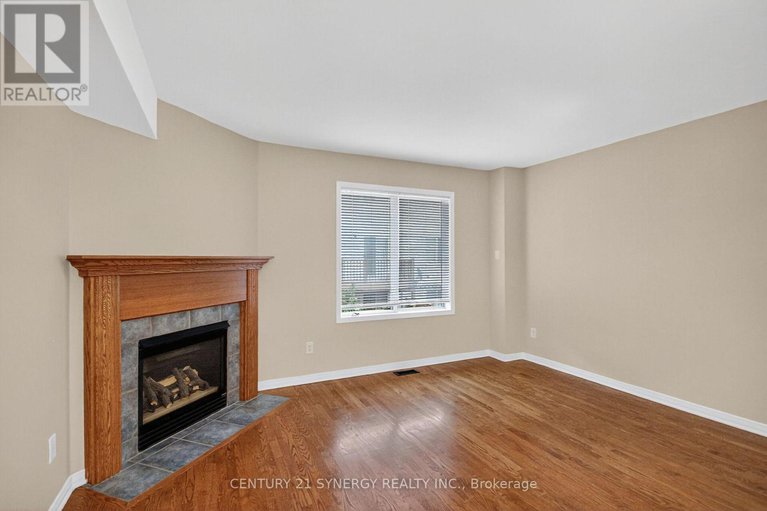 29074489/21-scout-street/central-park/ottawa/ontario/K2C4B9_21