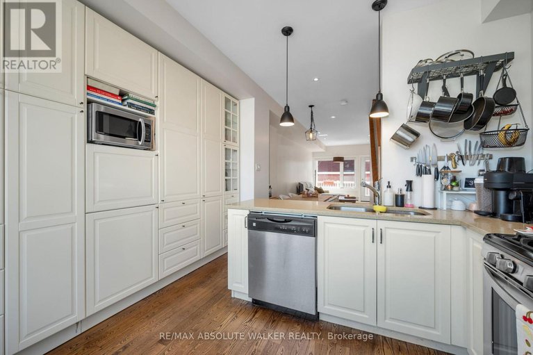 28266950/286-cambridge-street-n/west-centre-town/ottawa/ontario/K1R0B4_14