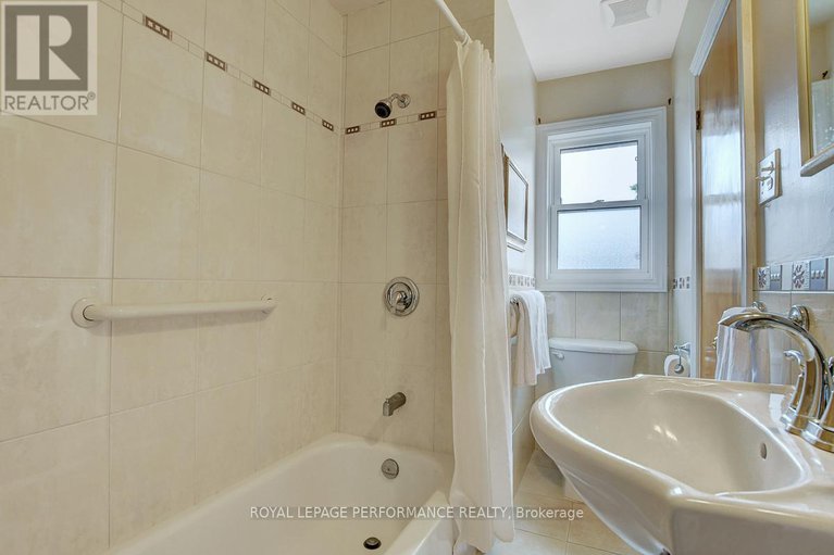 28697255/617-gardenvale-road/castle-heightsrideau-high/ottawa/ontario/K1K1E5_22