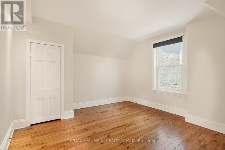 29659903/89-waverley-street/ottawa-centregolden-triangle/ottawa/ontario/K2P0V1_30