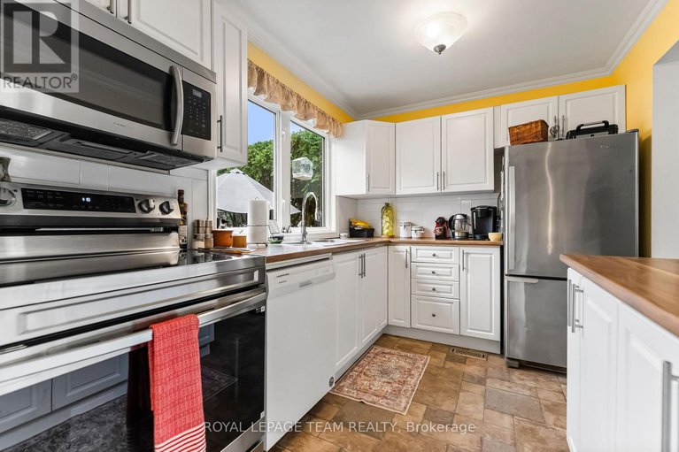 28451879/76-peary-way/katimavik/ottawa/ontario/K2L1Z8_13