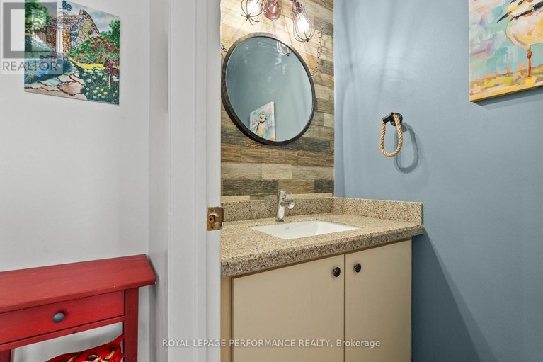 29485311/1126-millwood-court/convent-glen-north/ottawa/ontario/K1C3G1_5