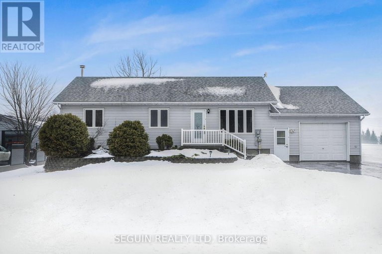 29211011/3704-pattee-road-e/east-hawkesbury-twp/hawkesbury/ontario/K6A2R2_2