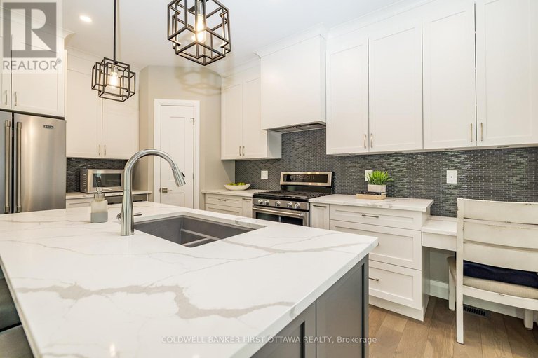28424971/481-sangeet-place/goulbourn-twp-from-franktown-rdsouth-to-rideau/ottawa/ontario/K0A2Z0_36