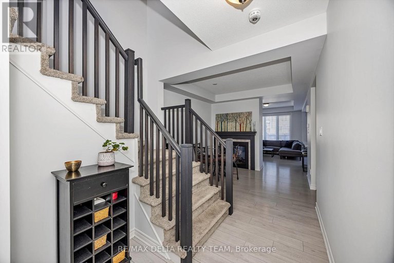 29422917/255-willow-aster-circle/avalon-west/ottawa/ontario/K4A1C7_4