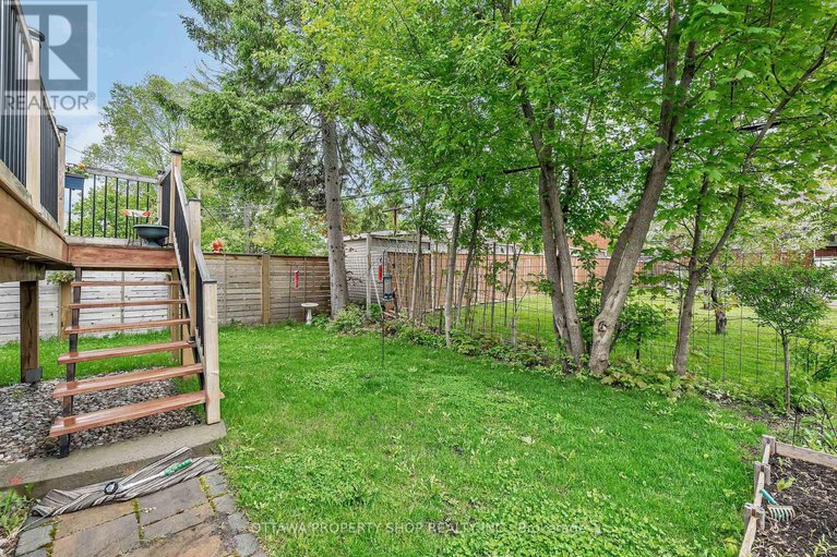 28399504/1355-mory-street/emerald-woodssawmill-creek/ottawa/ontario/K1T1C8_44