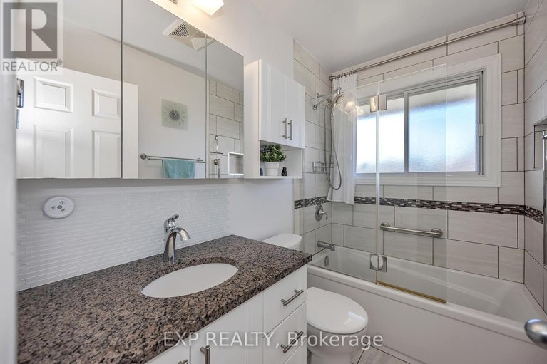 29640576/2500-hopkins-road/queensway-terrace-north/ottawa/ontario/K2B7X7_9