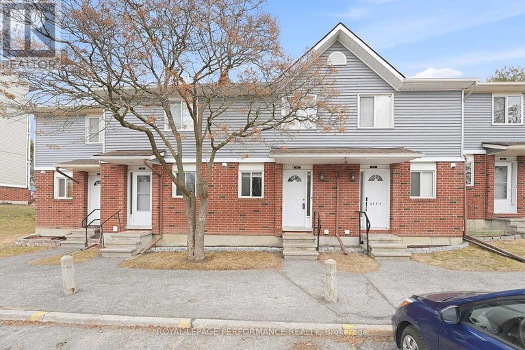 29570423/6442-bilberry-drive/orleans-wood/ottawa/ontario/K1C4P3_2