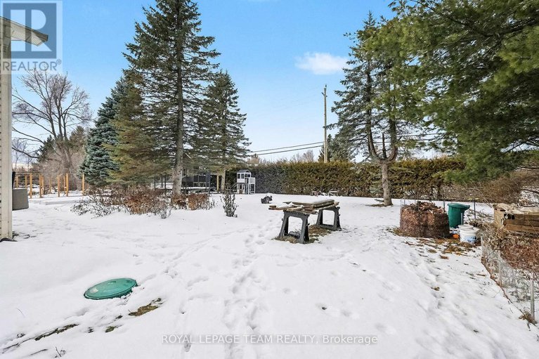 29196354/3229-wild-cherry-drive/osgoode/ottawa/ontario/K0A2W0_32